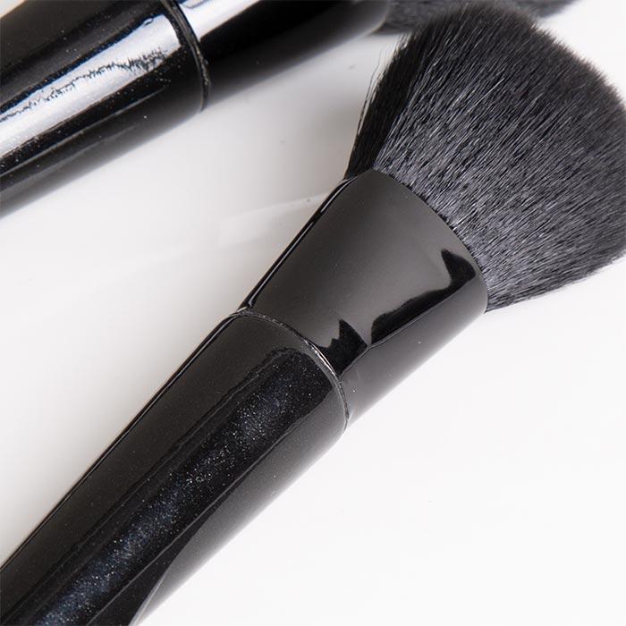 Black-handled black makeup brush set (5 pieces)