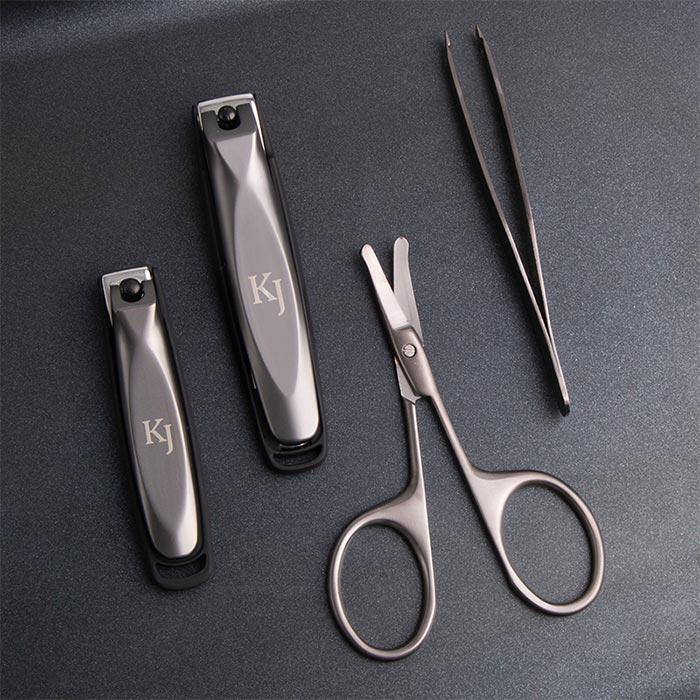 Black nail clipper set