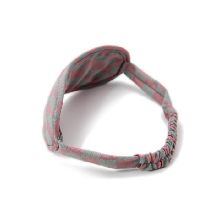 Checkered eye mask (pink)